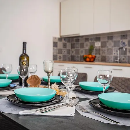 Luxurious In Maslenica